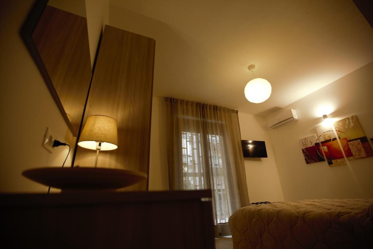 Phalanthos Taranto Bed & Breakfast Dış mekan fotoğraf