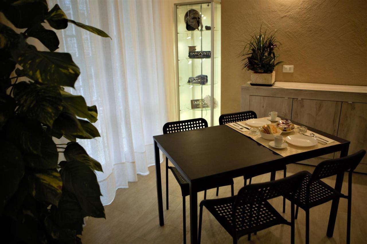 Phalanthos Taranto Bed & Breakfast Dış mekan fotoğraf